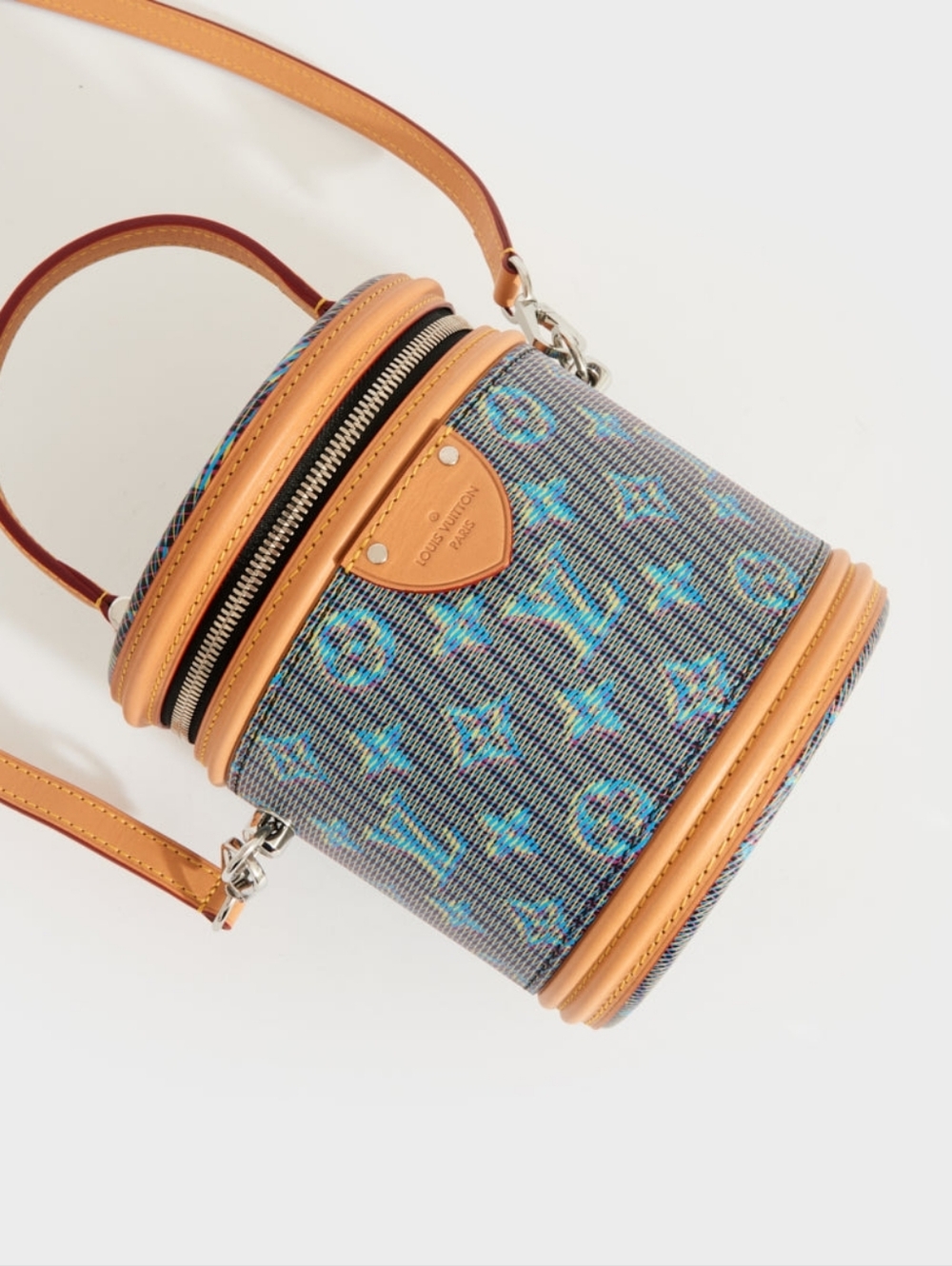 LiKE NEW!!! Rare! Louis Vuitton Cannes Bag in Damier Monogram Blue LV Pop Canvas - Picture 10 of 16
